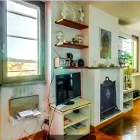 Hola Apartment Rom